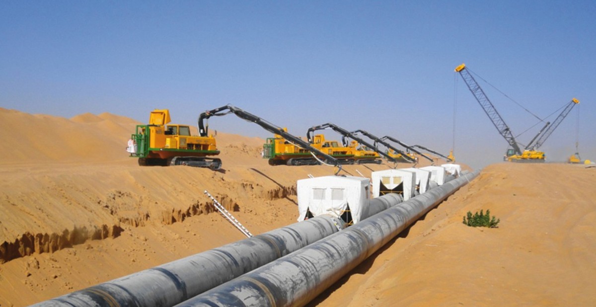 Pipeline lay